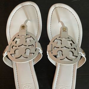 Tory Burch White size 10 sandals